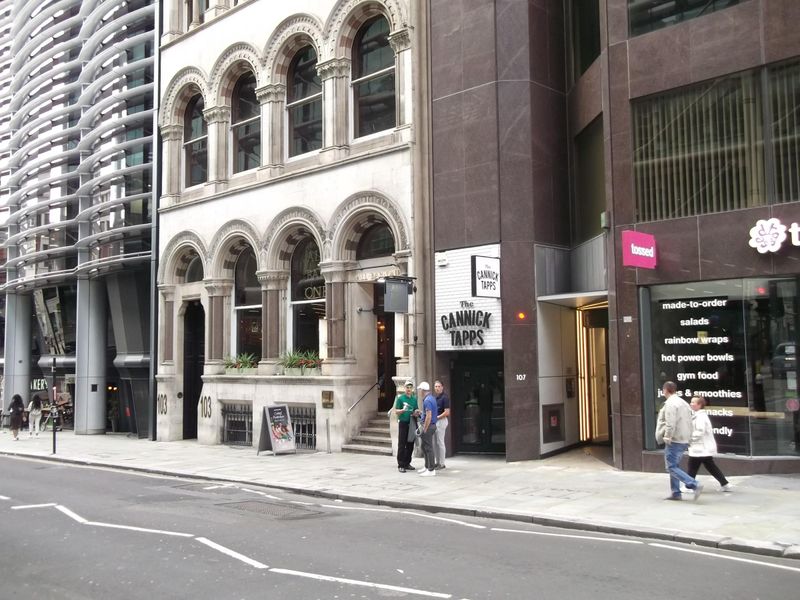 EC4-LondonStone 20230924.. (Pub, External). Published on 17-12-2023