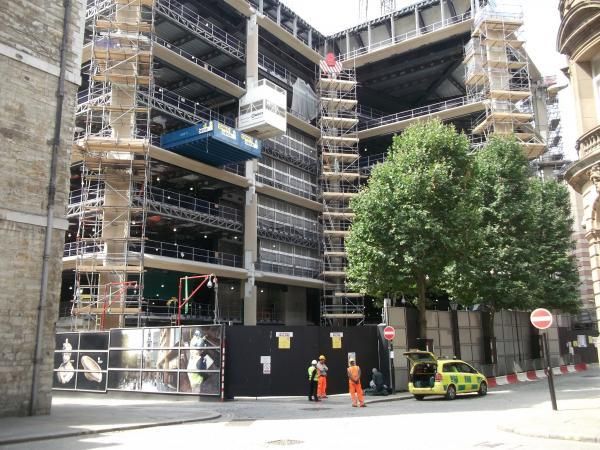 Green Man London EC2 taken August 2015. (External). Published on 08-07-2021