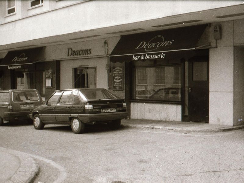 Deacons London EC4 taken in mid 1985.. (Pub, External, Key). Published on 12-04-2019 