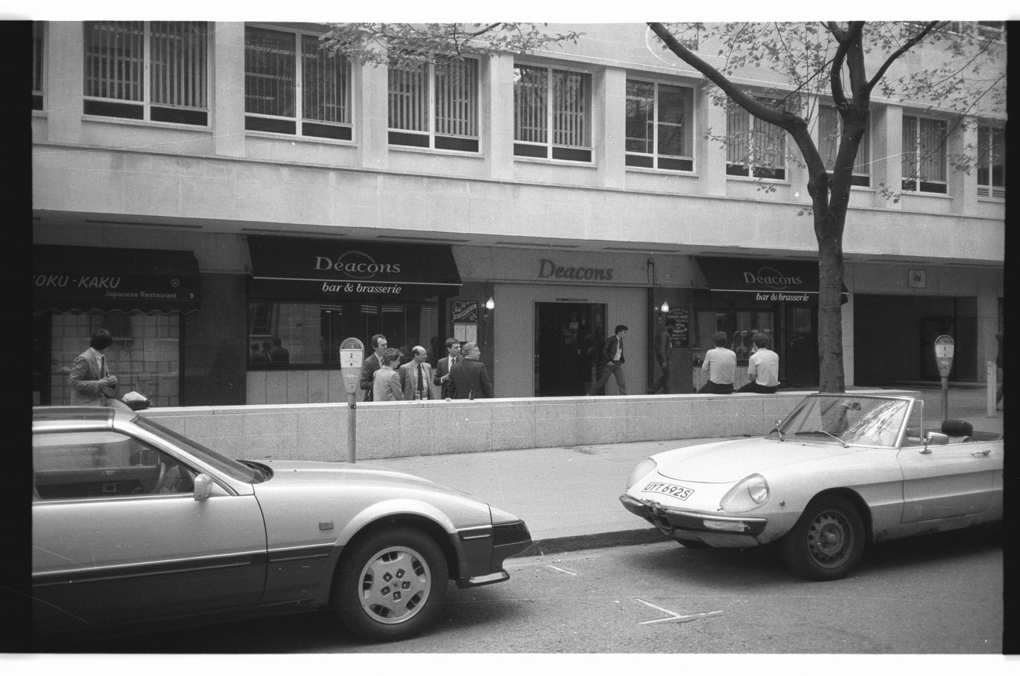 Deacons London EC4 taken in July 1985.. (Pub, External, Key). Published on 12-04-2019