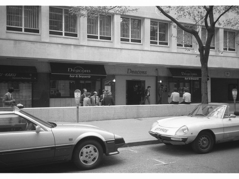 Deacons London EC4 taken in July 1985.. (Pub, External, Key). Published on 12-04-2019 