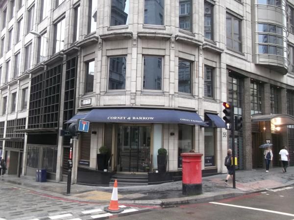 Monument Tavern London EC4 taken Aug 2014. (Pub, External). Published on 31-10-2014
