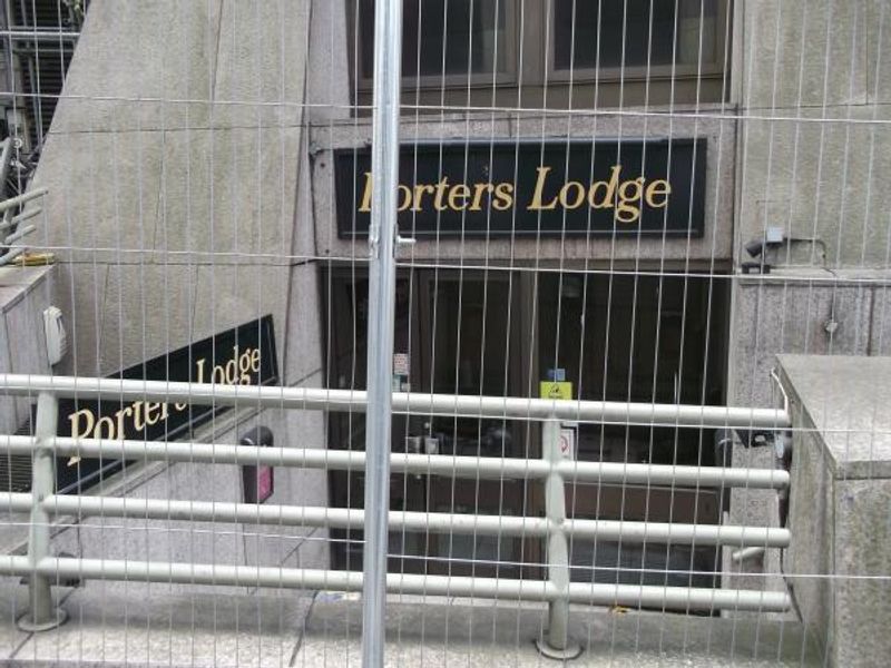 Porters Lodge London EC4 taken Aug 2014. (Pub, External). Published on 31-10-2014