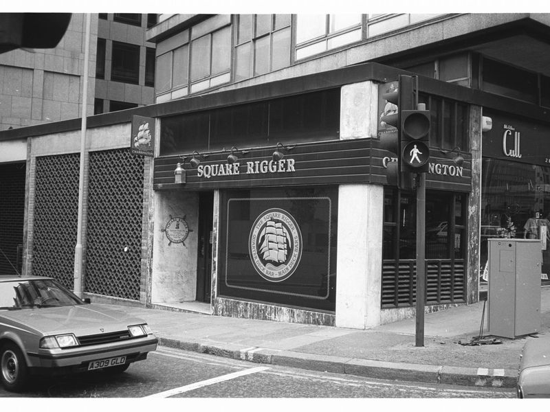 Square Rigger London EC4 taken in July 1985.. (Pub, External). Published on 13-04-2019 