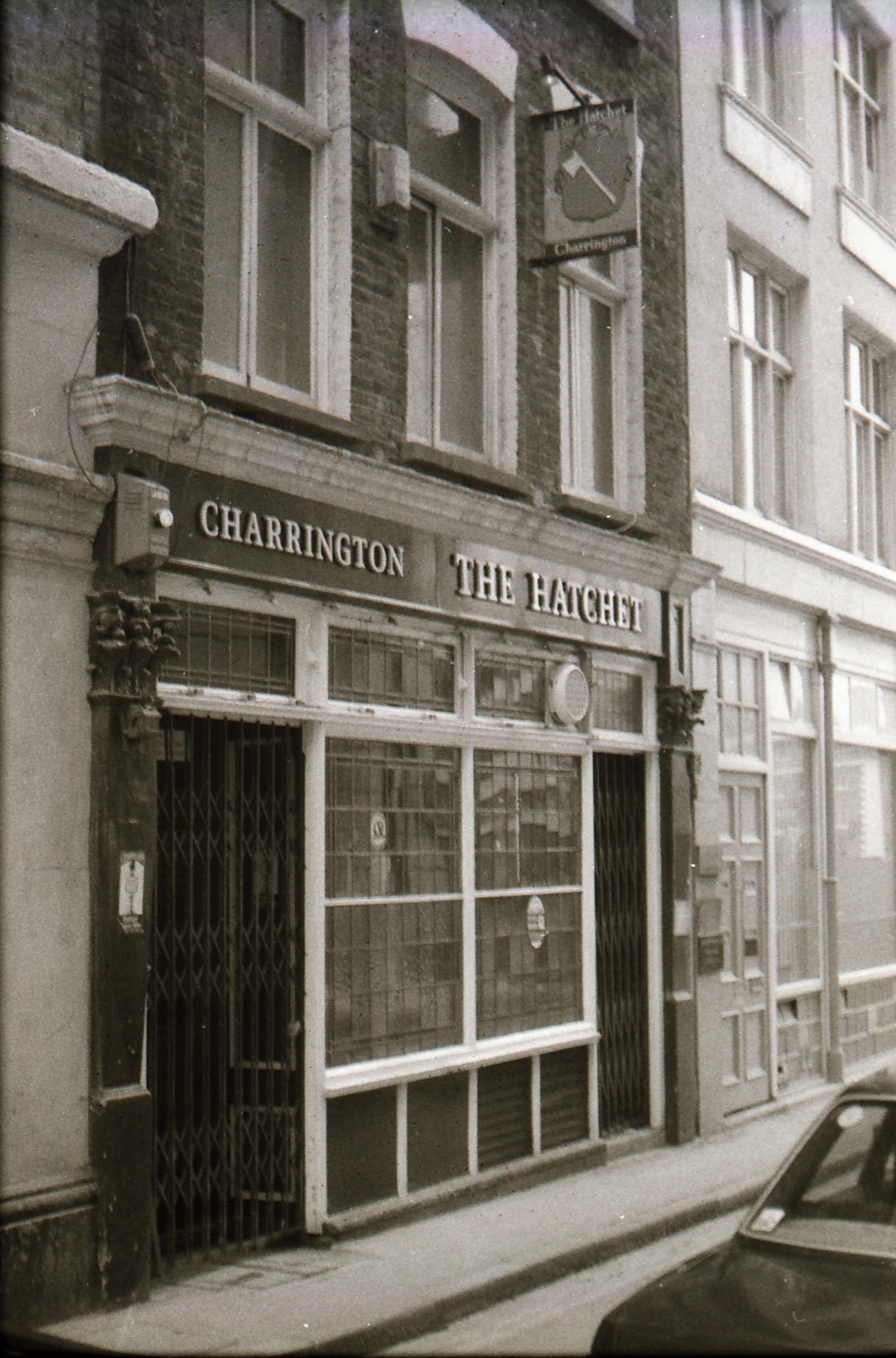 Hatchet London EC4 taken in July 1985.. (Pub, External). Published on 12-04-2019