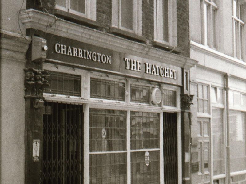 Hatchet London EC4 taken in July 1985.. (Pub, External). Published on 12-04-2019