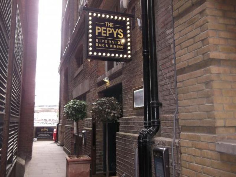 Pepys London EC4 taken August 2015. (Pub, External). Published on 17-08-2015