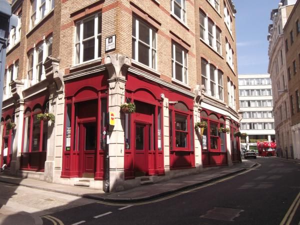Duke & Duchess London EC4 taken May 2016. (Pub). Published on 11-05-2016