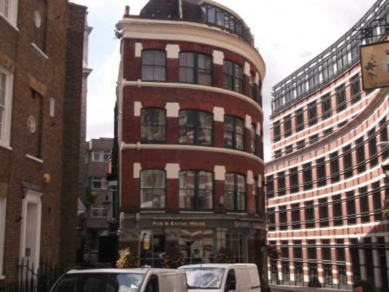 Shaws Booksellers London EC4 taken August 2015. (Pub, External). Published on 17-08-2015