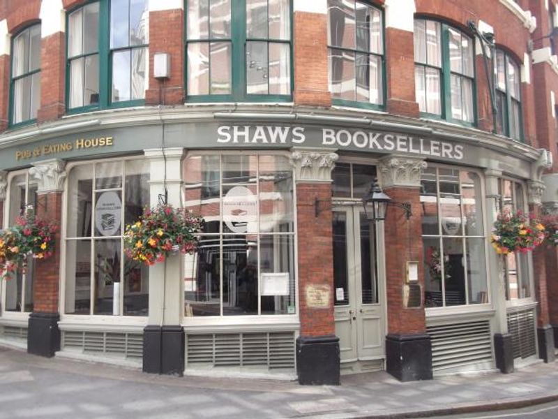 Shaws Booksellers London EC4 taken August 2015. (Pub, External). Published on 17-08-2015