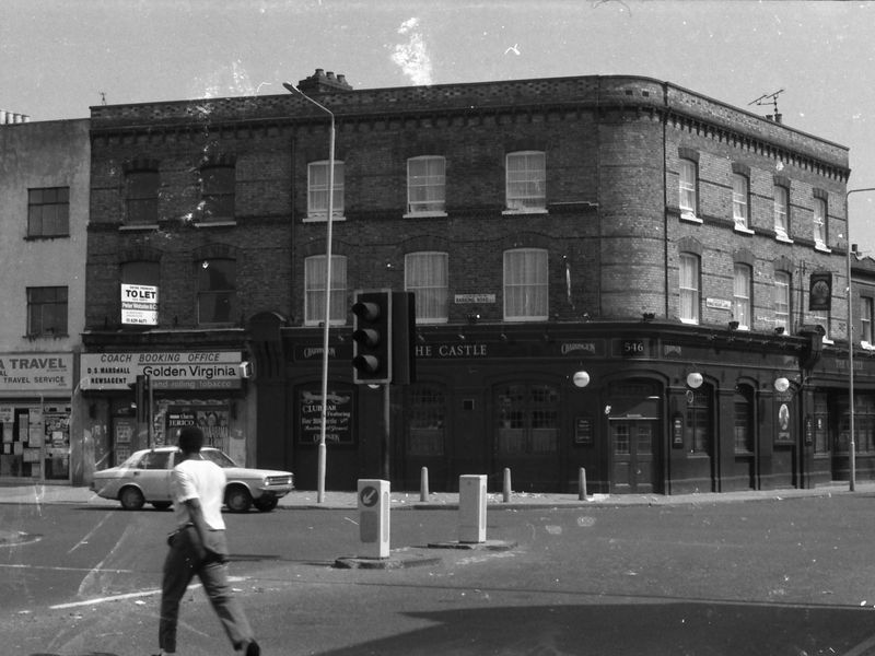 Castle London E13 taken in July 1987.. (Pub, External). Published on 06-10-2018