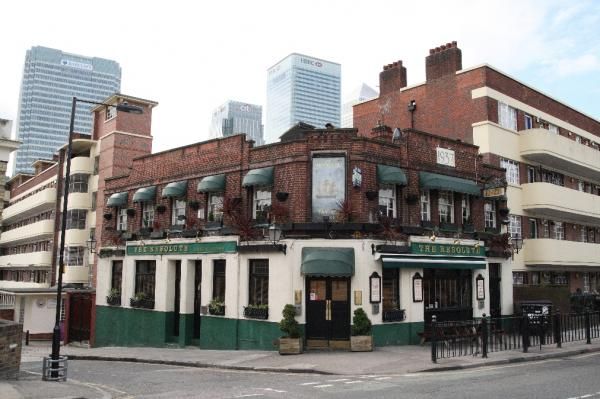 Resolute London E14. (Pub, External). Published on 08-11-2013
