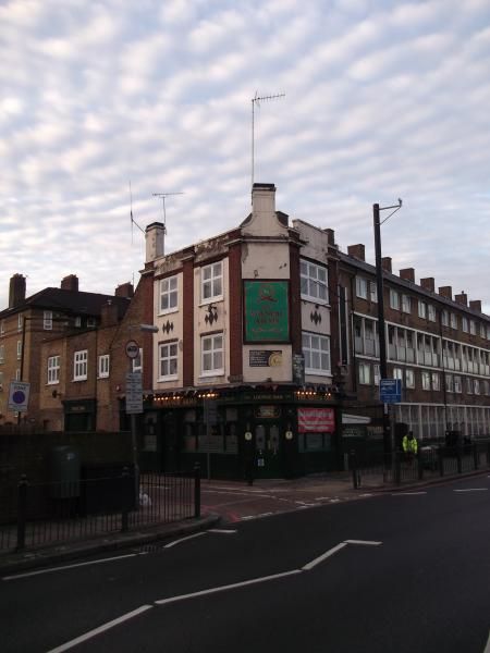 Manor Arms London E14 taken Jan 2014. (Pub, External). Published on 23-01-2014