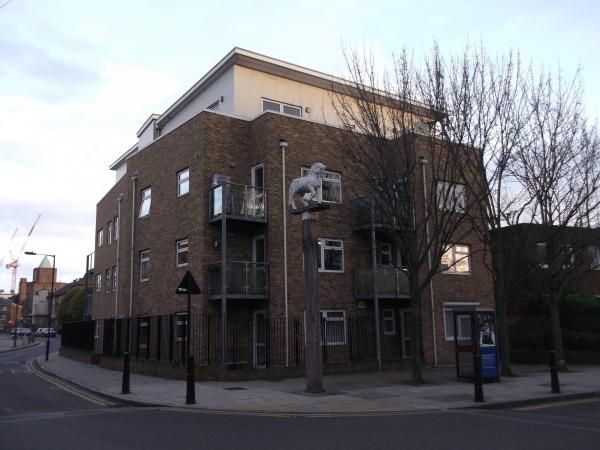 White Horse London E14 taken Dec 2013. (Pub, External, Key). Published on 23-01-2014