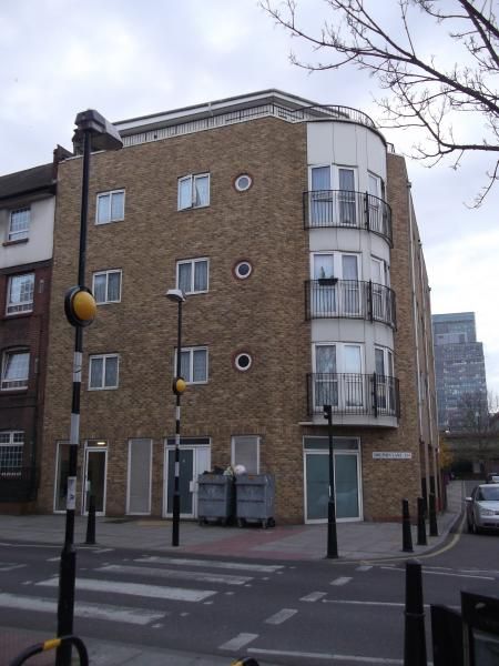 Cartys London E14 taken Dec 2013. (Pub, External, Key). Published on 23-01-2014