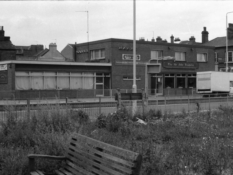 Sir John Franklin London E14 taken in 1987.. (Pub, External, Key). Published on 15-11-2018 