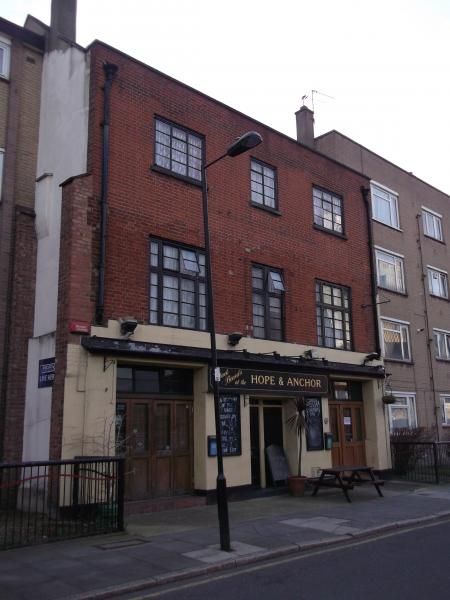 Hope & Anchor London E14 taken Dec 2013. (Pub, External). Published on 23-01-2014