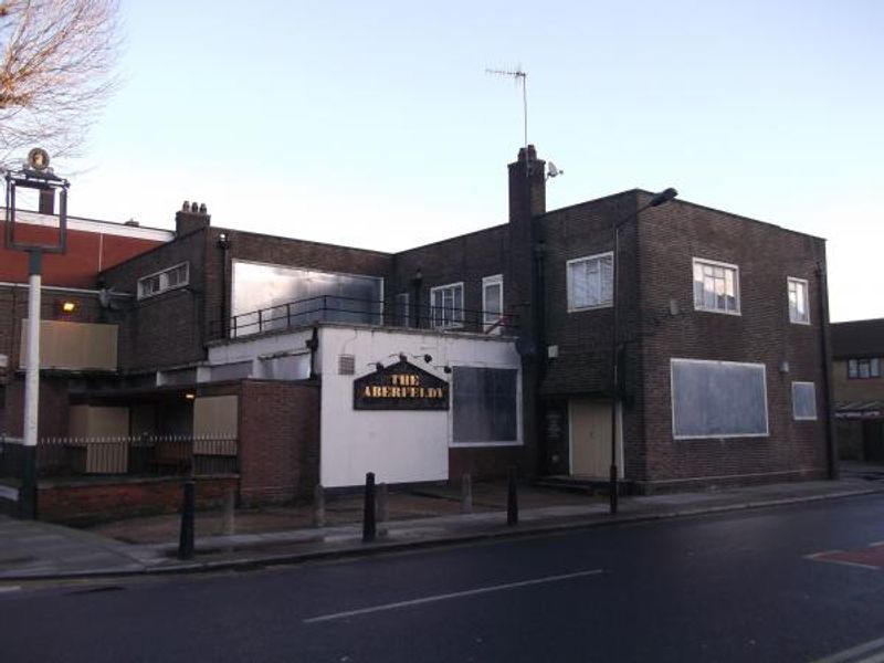 Aberfeldy London E14 taken Feb 2014. (Pub, External). Published on 06-04-2014