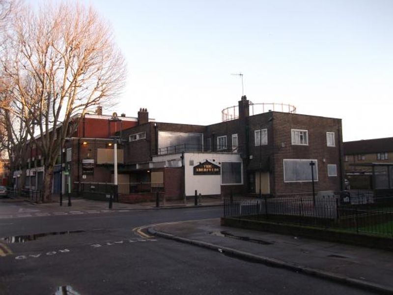Aberfeldy London E14 taken Feb 2014. (Pub, External). Published on 06-04-2014
