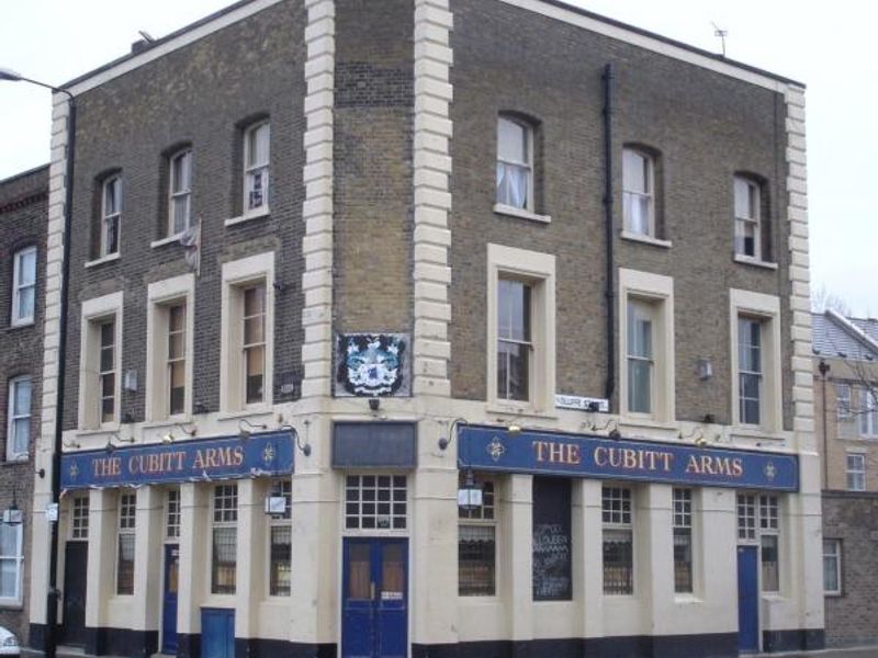 Cubitt Arms London E14. (Pub, External). Published on 08-11-2013