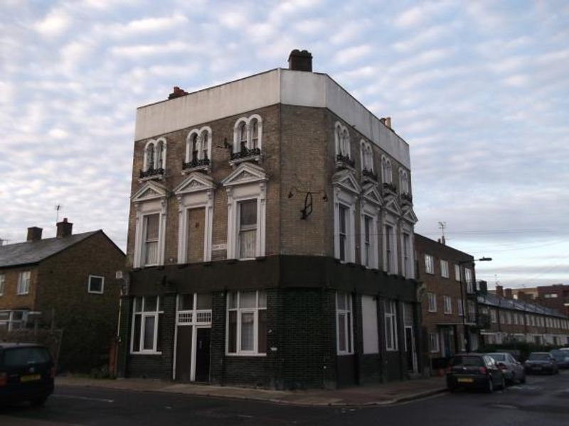 African Tavern London E14 taken Jan 2014. (Pub, External, Key). Published on 23-01-2014