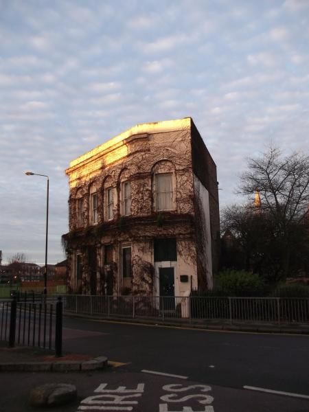 Sabbaton Arms London E14 taken Jan 2014. (Pub, External, Key). Published on 23-01-2014
