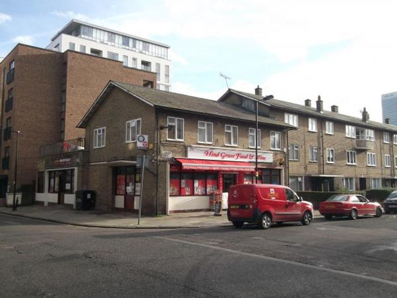 Chimes London E14 taken Jan 2014. (Pub, External, Key). Published on 23-01-2014