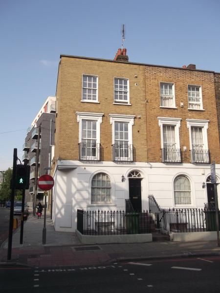 Sir Charles Napier London E14 taken Sept 2013. (Pub, External). Published on 03-12-2013