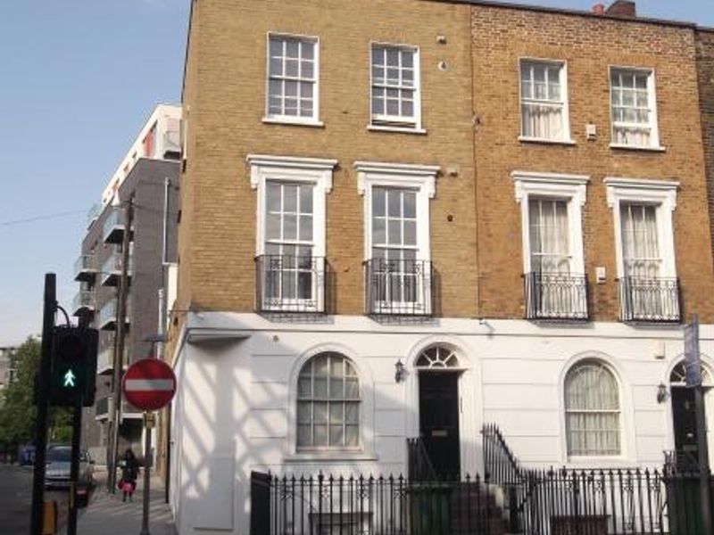 Sir Charles Napier London E14 taken Sept 2013. (Pub, External). Published on 03-12-2013 