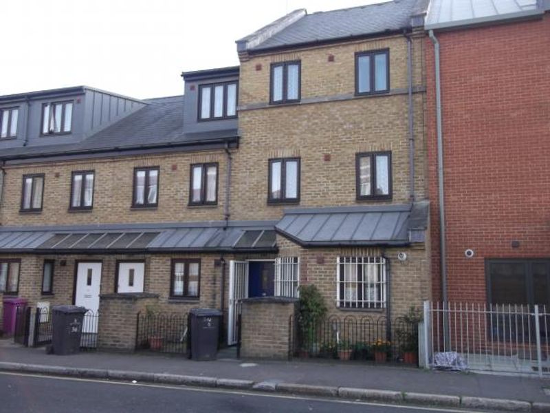 Richard Cobden London E14 taken Sept 2013. (Pub, External, Key). Published on 03-12-2013 