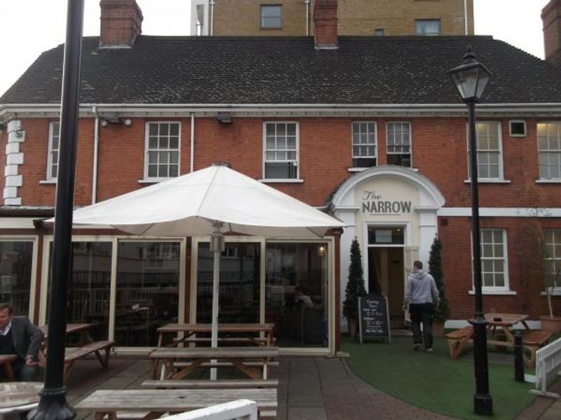 Barley  Mow London E14 taken Nov 2013. (Pub, External, Key). Published on 03-12-2013