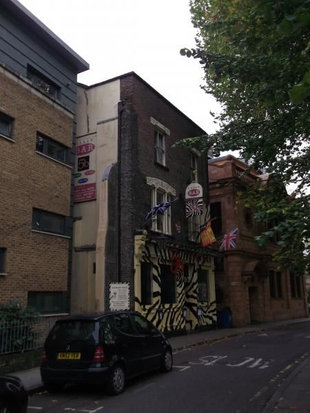 5B Urban Bar-Five Bells & Bladebone London E14 taken Nov 2013. (Pub, External). Published on 03-12-2013