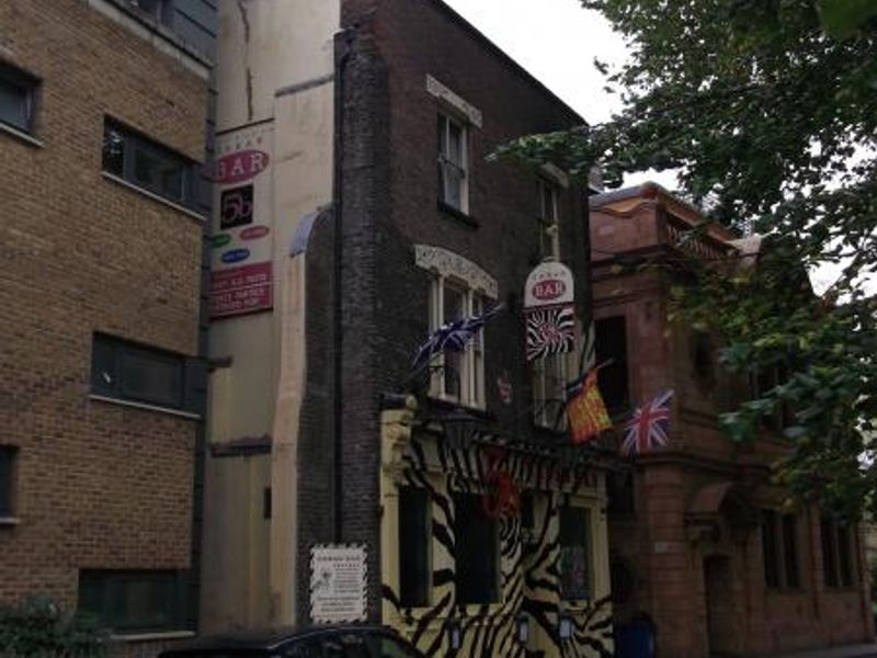 5B Urban Bar-Five Bells & Bladebone London E14 taken Nov 2013. (Pub, External). Published on 03-12-2013