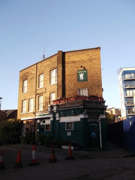 North Pole London E14 taken Nov 2013. (Pub, External). Published on 06-12-2013