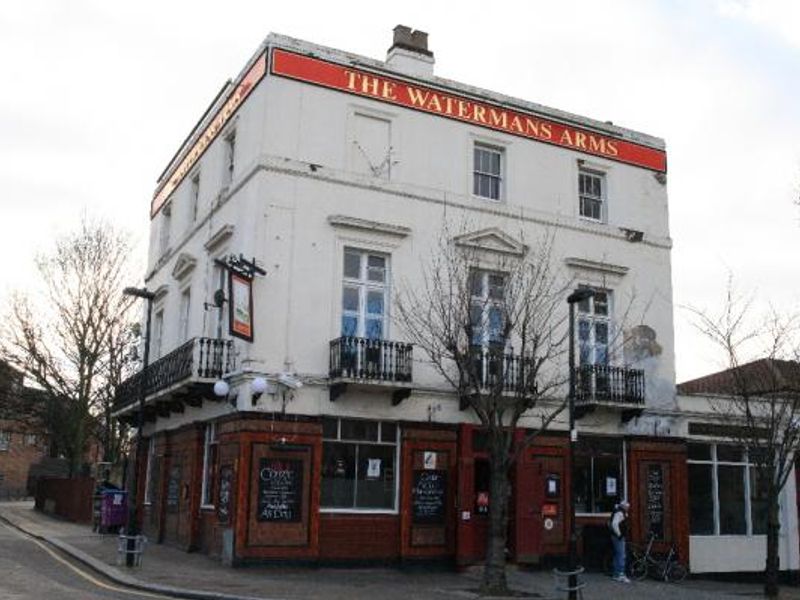 Watermans Arms London E14. (Pub, External). Published on 08-11-2013 