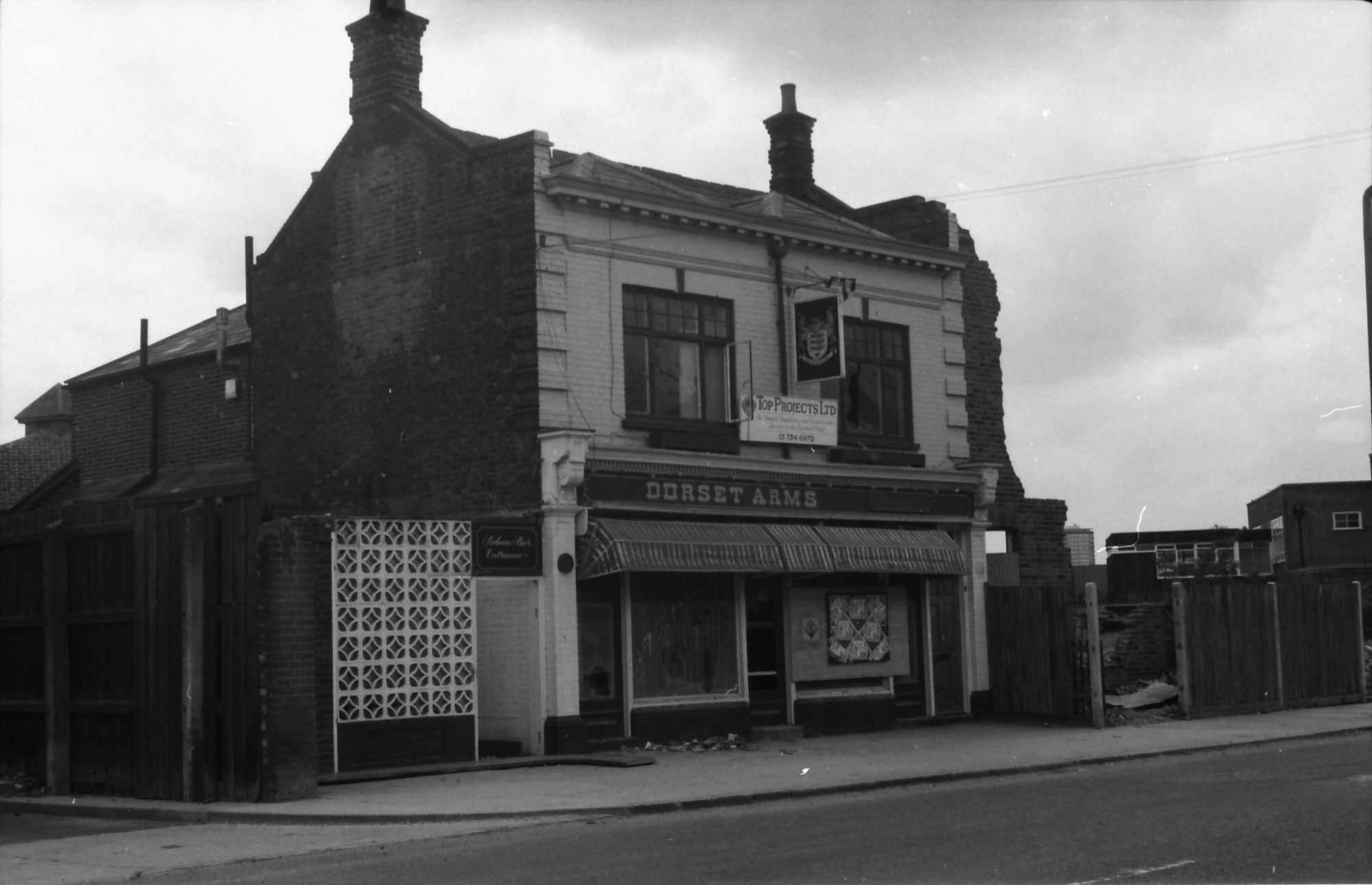E14-DorsetArms taken Feb 1989.. (Pub, External). Published on 15-11-2018