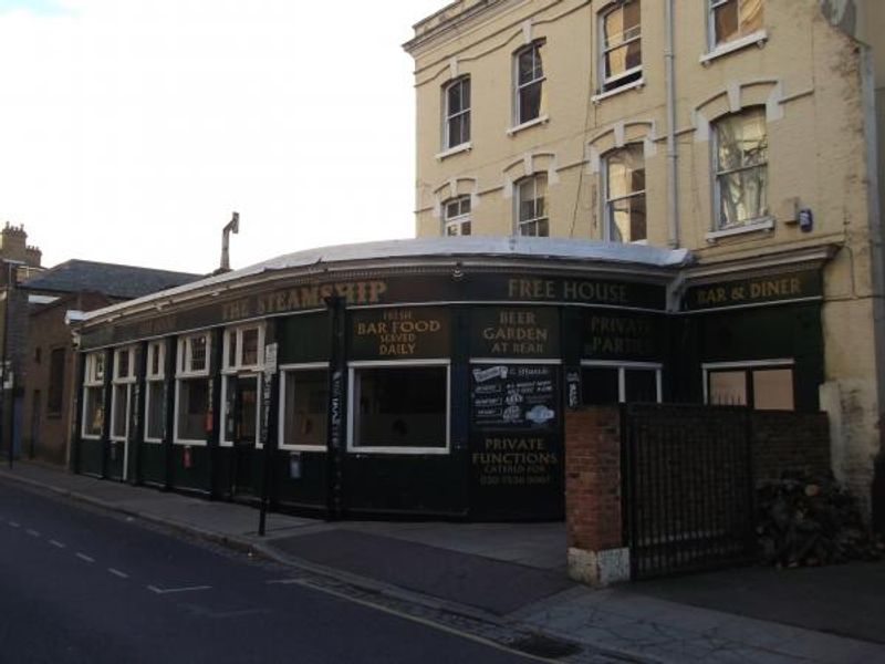 Steamship London E14 taken Dec 2013. (Pub, External). Published on 23-01-2014 