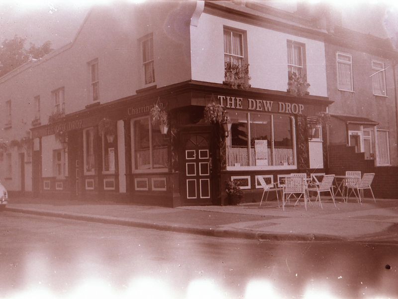 Dew Drop Inn London E15 taken in 1985.. (Pub, External). Published on 25-11-2018