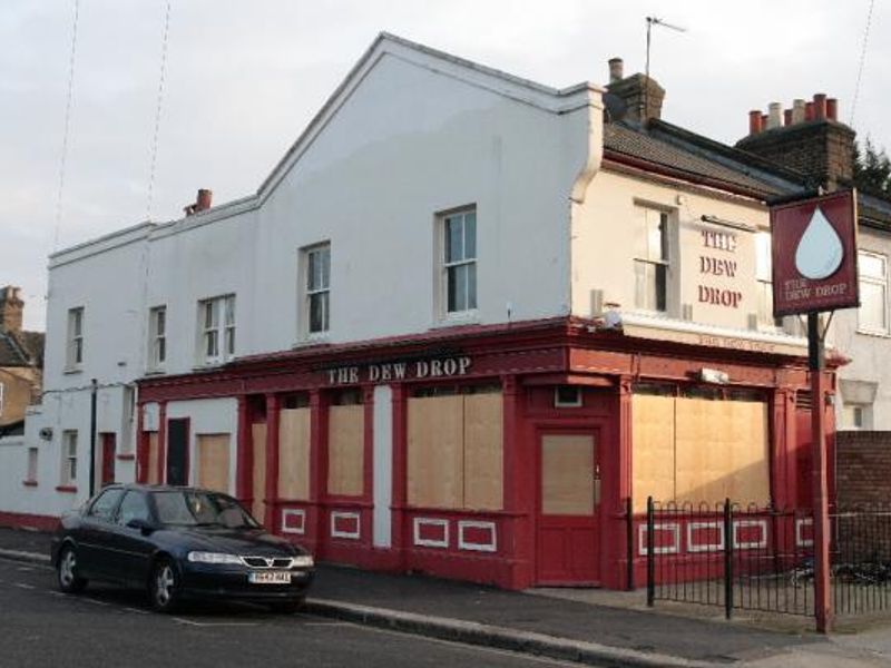 Dew Drop Inn London E15. (Pub, External). Published on 10-11-2013