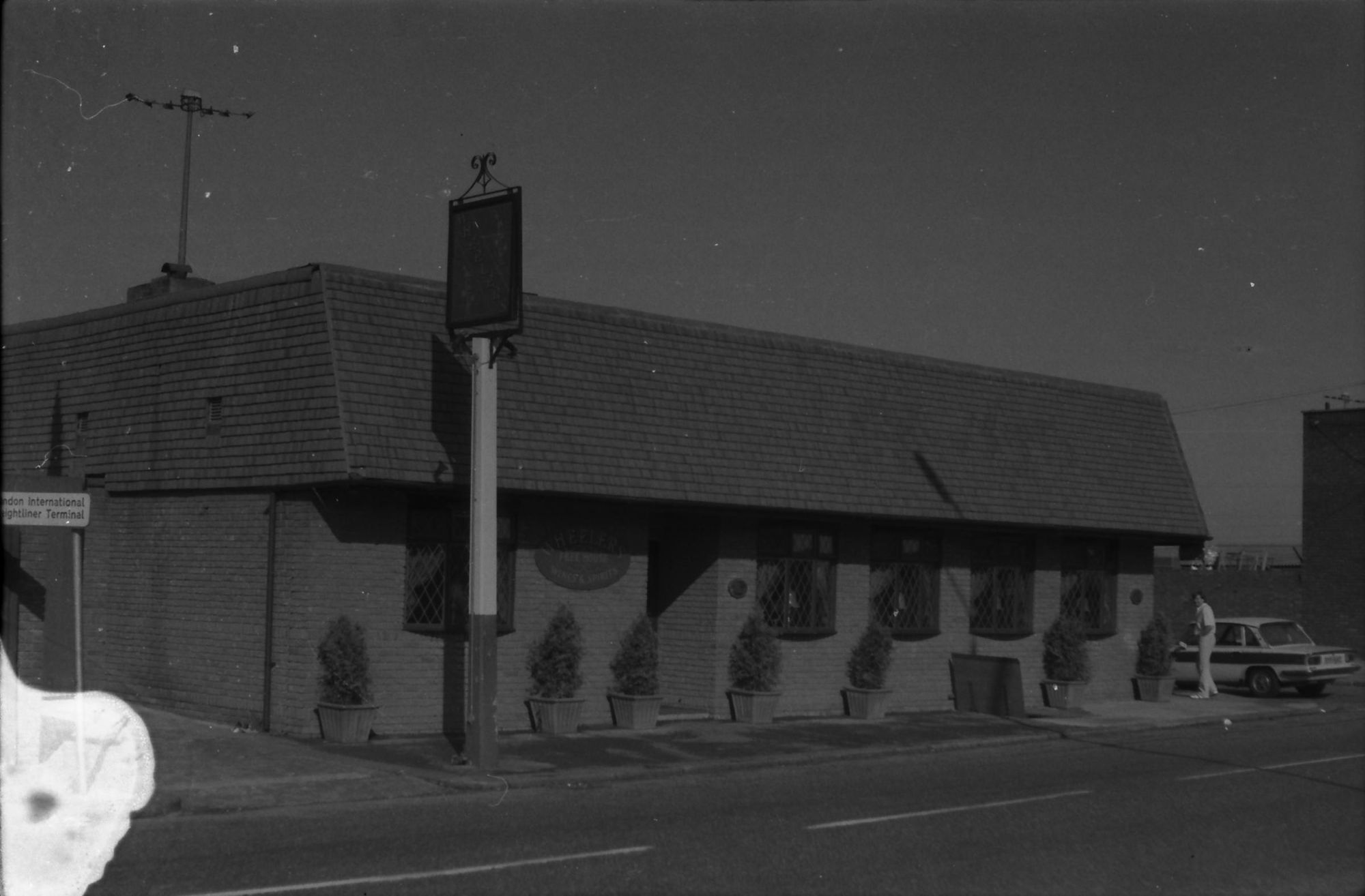 Wheelers London E15 taken in 1987.. (Pub, External). Published on 25-11-2018