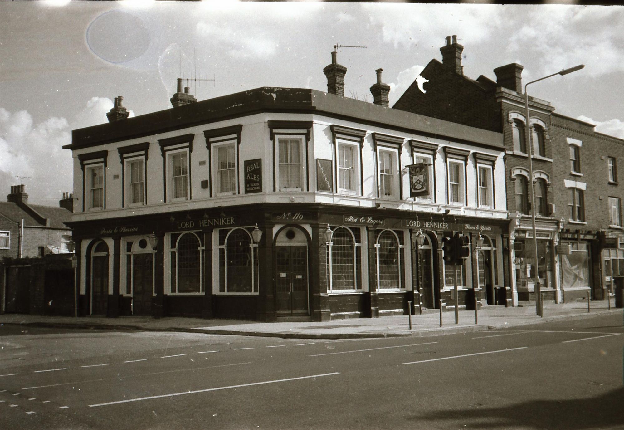 Lord Henniker London E15 taken in 1985.. (Pub, External). Published on 25-11-2018
