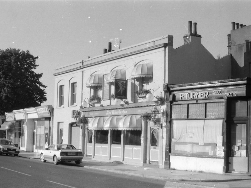 Charleston London E15 taken in 1987.. (Pub, External). Published on 25-11-2018