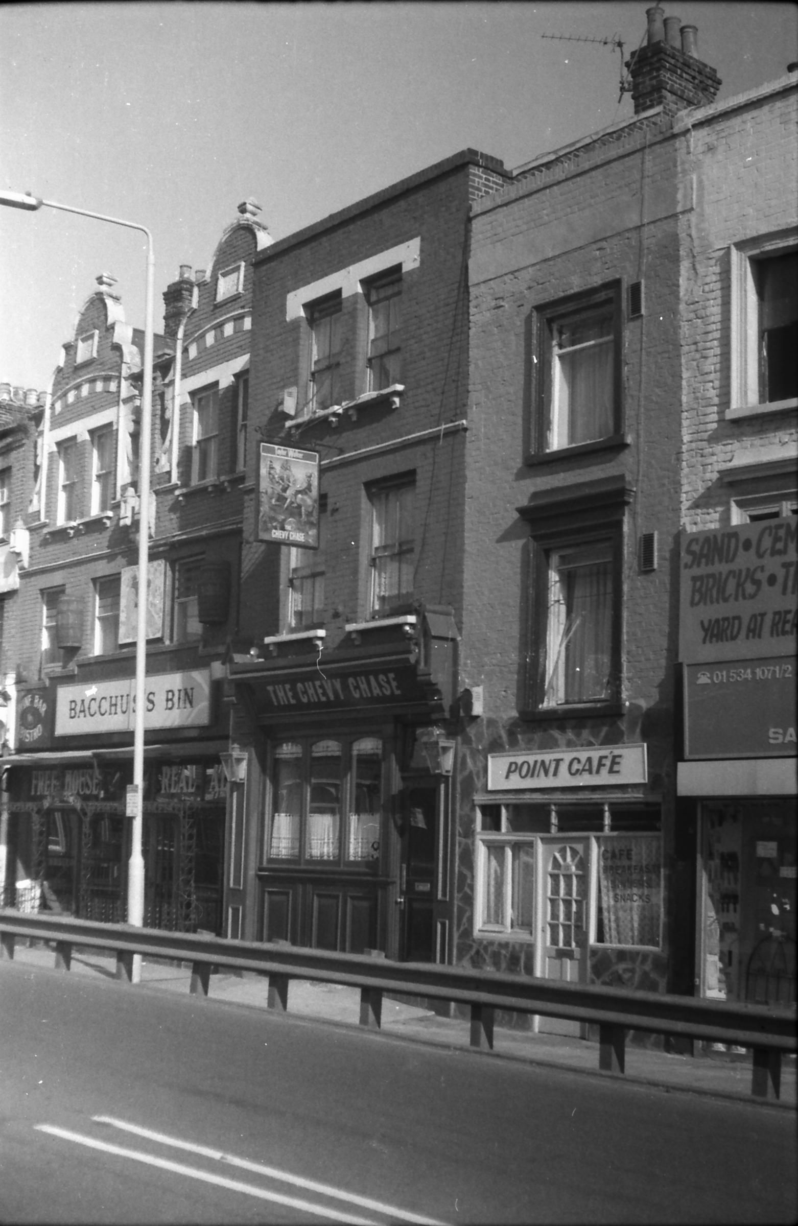Chevy Chase London E15 taken in 1987.. (Pub, External, Key). Published on 25-11-2018