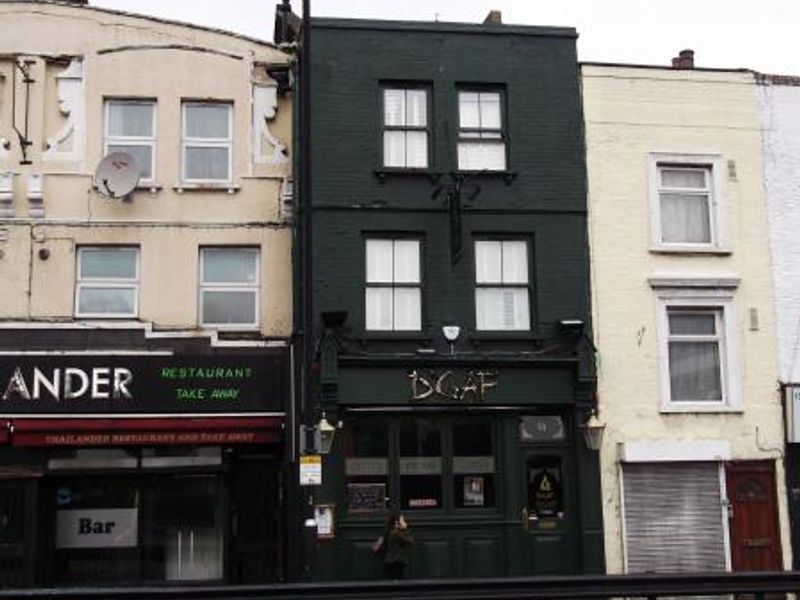 Baccuss Bin & Chevy Chase London E15 Jul 2012. (Pub, External). Published on 10-11-2013