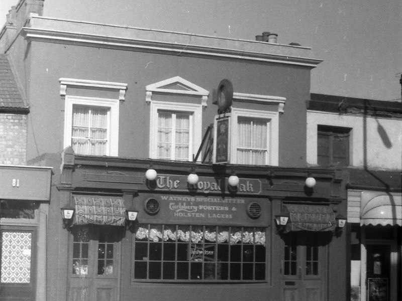 Royal Oak London E15 taken in 1987.. (Pub, External). Published on 25-11-2018