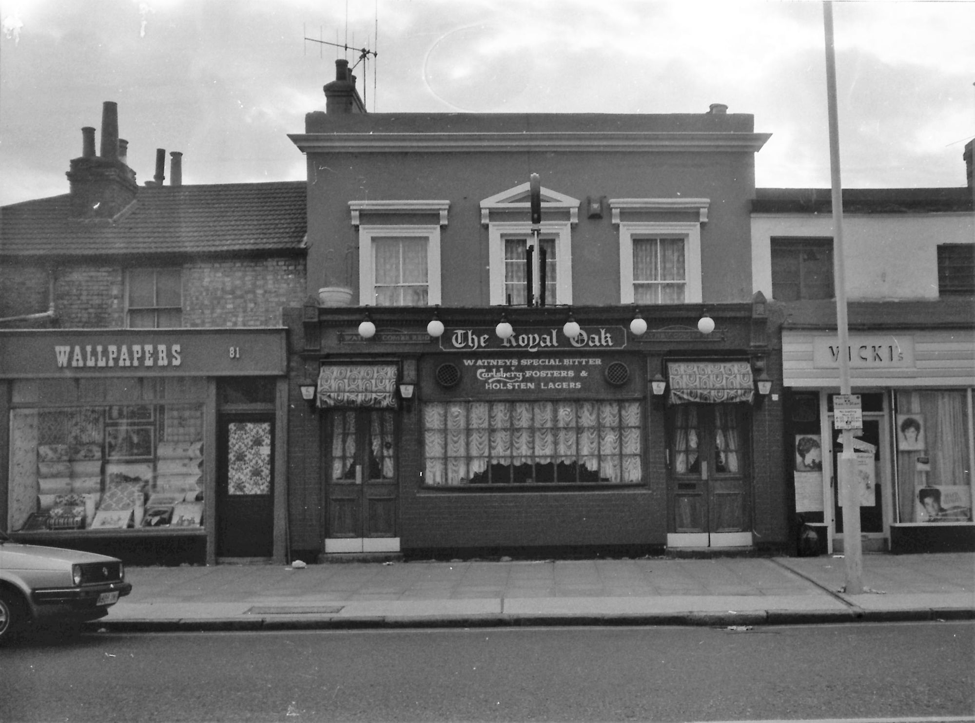 Royal Oak London E15 taken in 1985.. (Pub, External, Key). Published on 25-11-2018