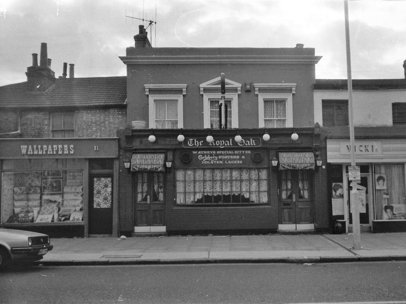Royal Oak London E15 taken in 1985.. (Pub, External, Key). Published on 25-11-2018