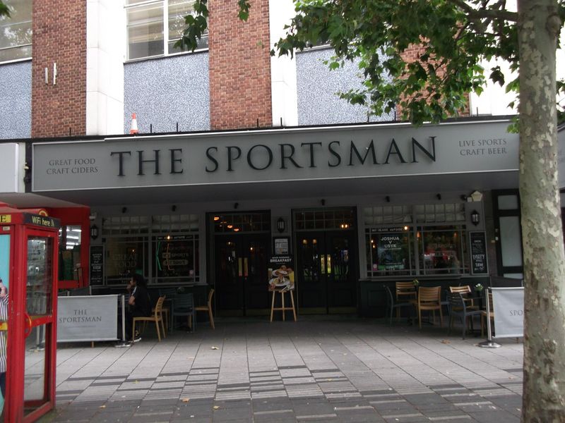 Sportsman-exGoose London E15 20210826.. (Pub, External). Published on 08-01-2022