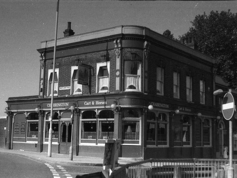 Cart & Horses London E15 taken in 1987.. (Pub, External). Published on 25-11-2018 