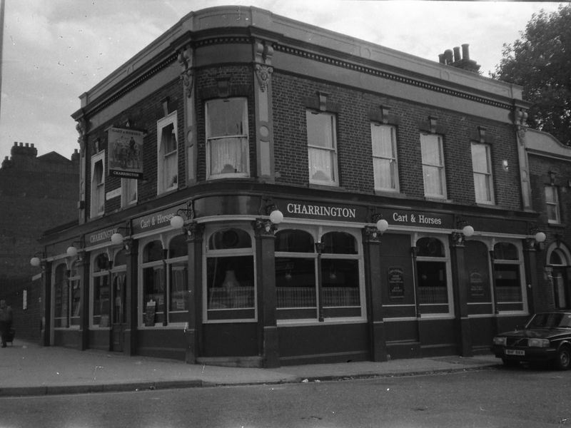 Cart & Horses London E15 taken in 1985.. (Pub, External). Published on 25-11-2018
